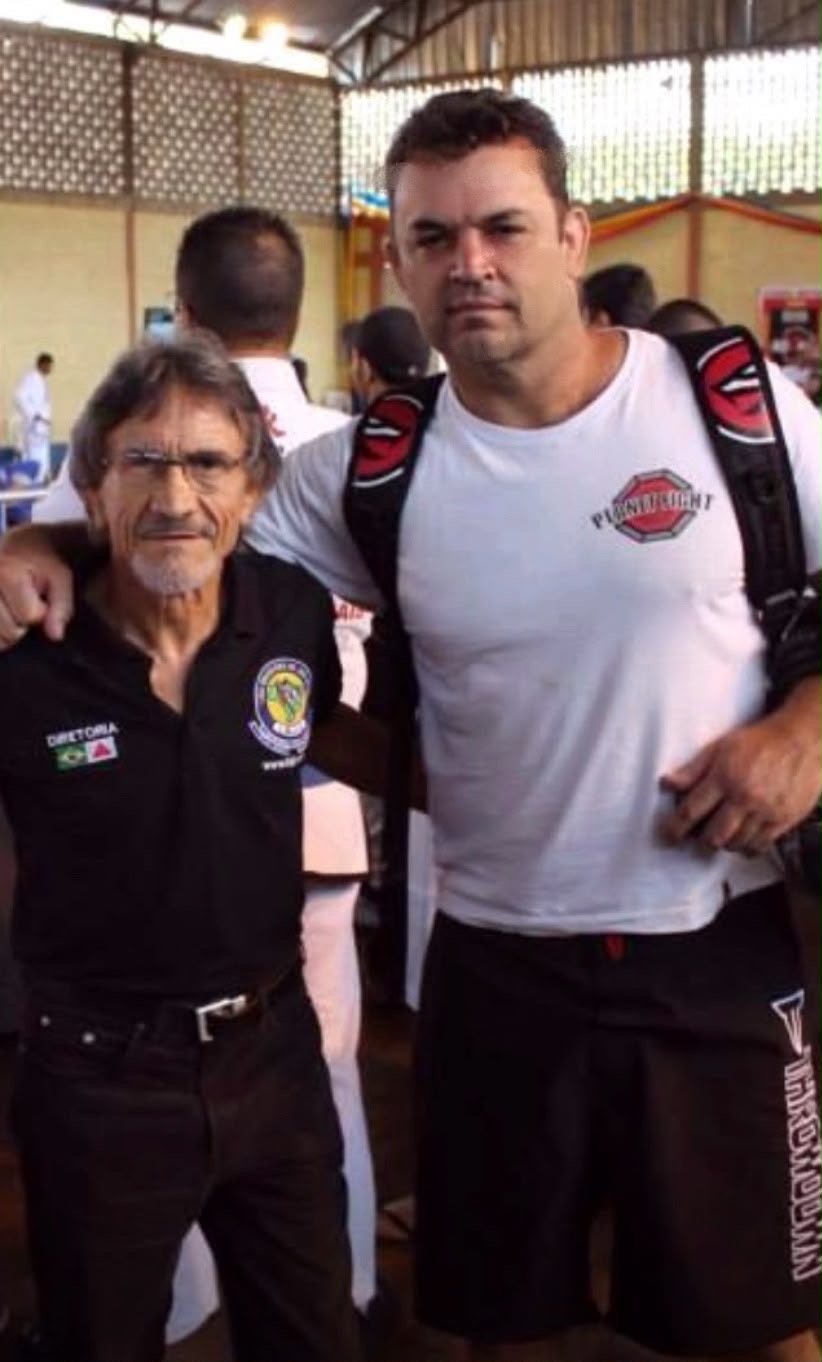 Mestre Roberto em campeonato